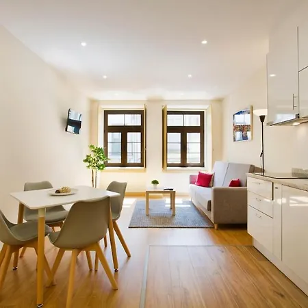 Aposentus - Cs Trindade Apartament