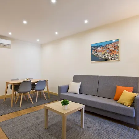 Aposentus - Cs Trindade Apartament