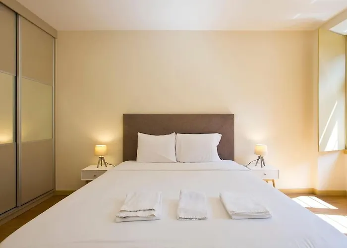 Aposentus - Cs Trindade *