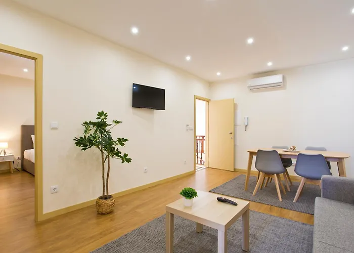 Aposentus - Cs Trindade Apartman *