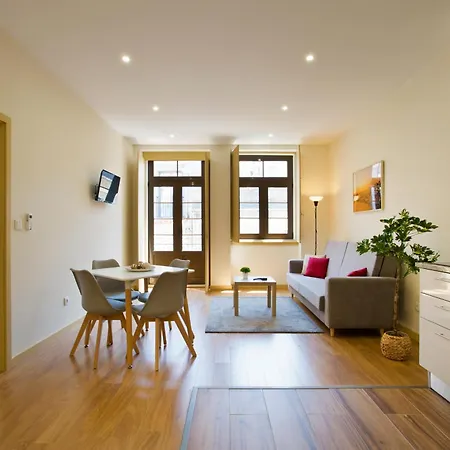 Aposentus - Cs Trindade * Порту