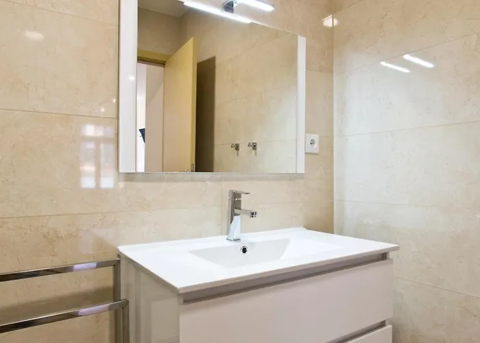 Aposentus - Cs Trindade * Πόρτο