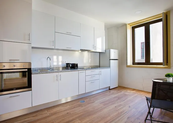 Aposentus - Cs Trindade *