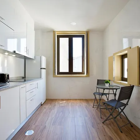 Aposentus - Cs Trindade *